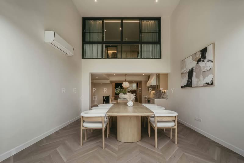 Regent 71 Place, Bangkok, Phra Kanong Nua, Watthana, Bangkok, 5 Bedrooms, 350 sqm, Townhouse For Rent, by RE PROPERTY CO.,LTD., 500388057 - DDproperty.com