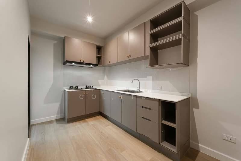 Regent 71 Place, Bangkok, Phra Kanong Nua, Watthana, Bangkok, 5 Bedrooms, 350 sqm, Townhouse For Rent, by RE PROPERTY CO.,LTD., 500388057 - DDproperty.com