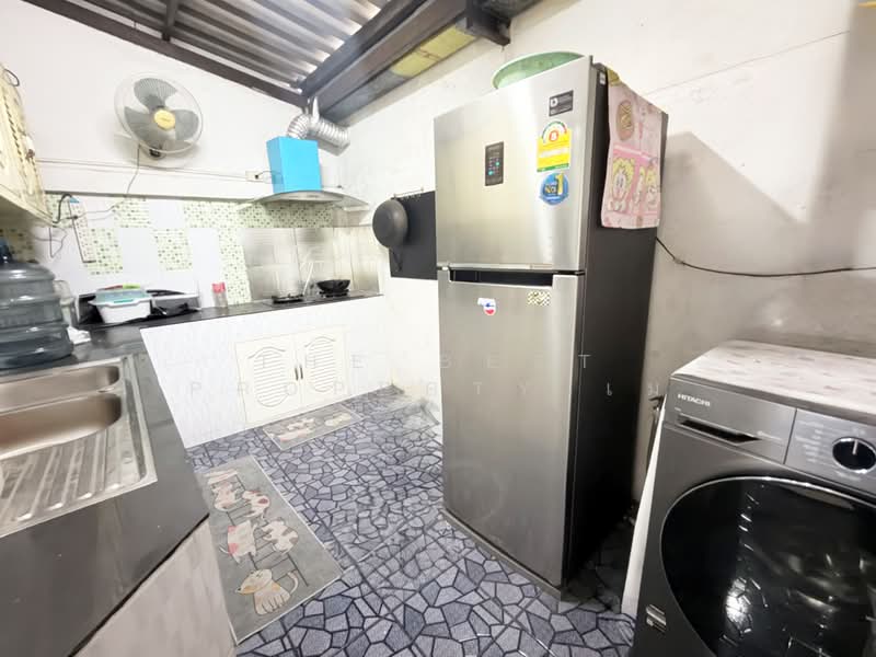 โกลเด้น วิลเลจ แหลมฉบัง, Chon Buri (Pattaya), Thung Suk La, Si Racha, Chon Buri (Pattaya), 2 Bedrooms, 100 sqm, Townhouse For Sale, by The Best Property เม, 500388068 - DDproperty.com