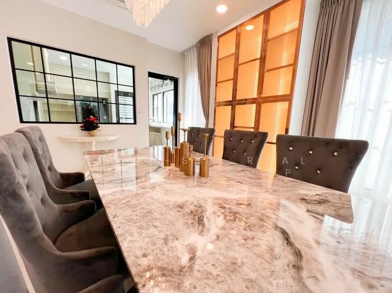 Nantawan Rama 9 - New Krungthepkreetha, Bangkok, Saphan Sung, Bangkok, 4 Bedrooms, 303 sqm, Single Detached House For Rent, by Forty-Six Real Estate Group, 500388076 - DDproperty.com