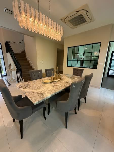Nantawan Rama 9 - New Krungthepkreetha, Bangkok, Saphan Sung, Bangkok, 4 Bedrooms, 303 sqm, Single Detached House For Rent, by Forty-Six Real Estate Group, 500388076 - DDproperty.com