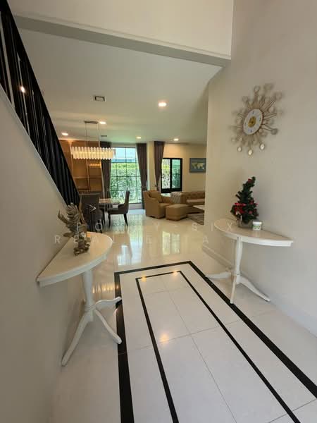 Nantawan Rama 9 - New Krungthepkreetha, Bangkok, Saphan Sung, Bangkok, 4 Bedrooms, 303 sqm, Single Detached House For Rent, by Forty-Six Real Estate Group, 500388076 - DDproperty.com