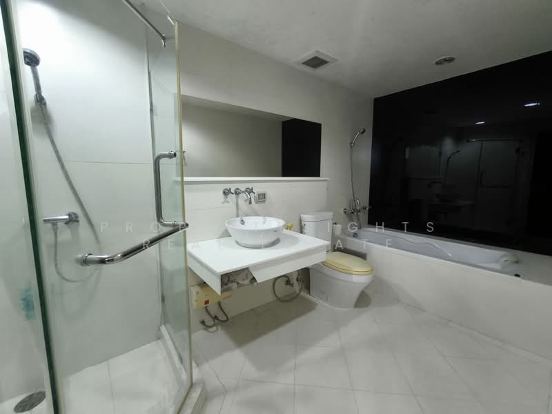 The Address Sukhumvit 42, กรุงเทพ, 39  ซอยบาร์โบส 1 ถนนสุขุมวิท, พระโขนง, คลองเตย, กรุงเทพ, 83 ตร.ม., คอนโด ให้เช่า, โดย PROPERTYSIGHTS REAL ESTATE, 500388093 - DDproperty.com