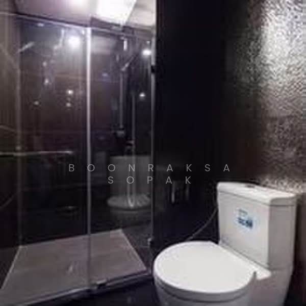 Rhythm Sukhumvit 36-38, Bangkok, 55 Soi Sukhumvit 36, Sukhumvit Road, Phra Kanong, Khlong Toei, Bangkok, 1 Bedroom, 33 sqm, Condo For Rent, by Boonraksa Sopak, 500388167 - DDproperty.com