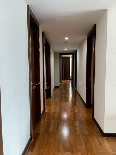 Vasu The Residence, Bangkok, Soi Sukhumvit 55, Khlong Tan Nua, Watthana, Bangkok, 3 Bedrooms, 231 sqm, Condo For Rent, by Ratsarin Sirinipaspong, 500388178 - DDproperty.com