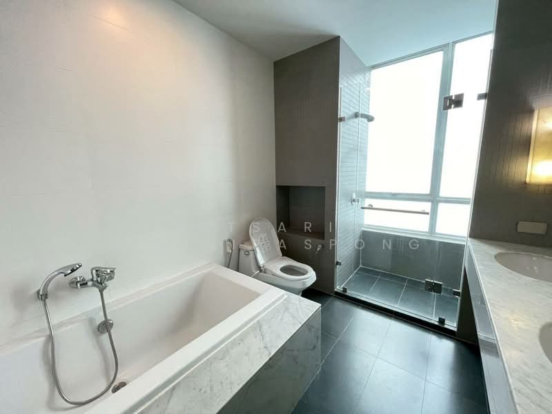 Vasu The Residence, Bangkok, Soi Sukhumvit 55, Khlong Tan Nua, Watthana, Bangkok, 3 Bedrooms, 231 sqm, Condo For Rent, by Ratsarin Sirinipaspong, 500388178 - DDproperty.com