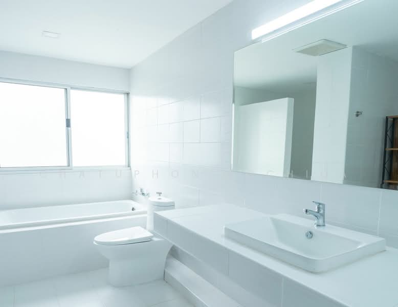 KC Court, Bangkok, 28 Soi Thonglor 13, Khlong Tan Nua, Watthana, Bangkok, 3 Bedrooms, 325 sqm, Apartment For Rent, by Chatuphon Mochida, 500388179 - DDproperty.com