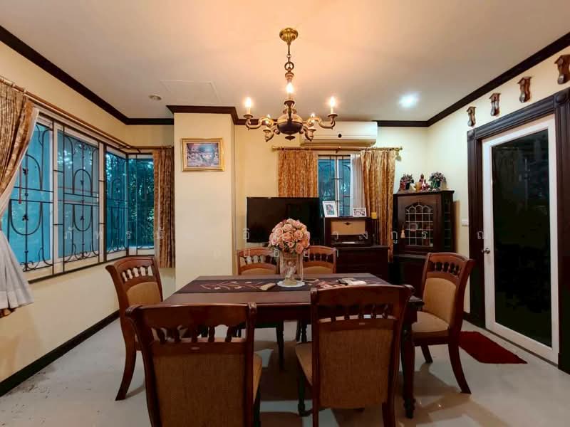 หมู่บ้านชวนชมรัตน์ ถนนบางกรวย-ไทรน้อย ตำบลบางบัวทอง อำเภอบางบัวทอง จังหวัดนนทบุรี, Nonthaburi, Bang Bua Thong, Nonthaburi, 3 Bedrooms, 240 sqm, Single Detached House For Sale, by ภัทรนัน อิศรางกูร ณ อยุธยา, 500388188 - DDproperty.com