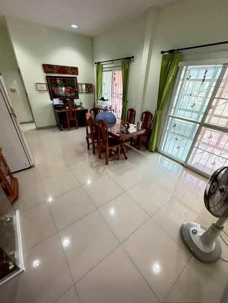หมู่บ้านทรัพย์ธานี 3, Pathum Thani, Lam Phak Kut, Thanyaburi, Pathum Thani, 4 Bedrooms, 250 sqm, Single Detached House For Sale, by สรภพ ยอดไชย (สีฝุ่น), 500388229 - DDproperty.com