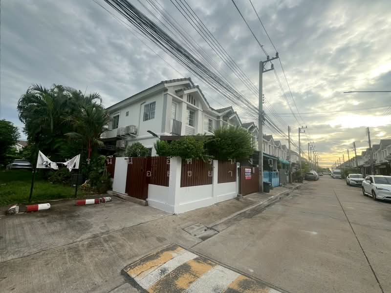 หมู่บ้านพฤกษา 71 ปทุมธานี-กรุงเทพฯ ซอย วัดไพร่ฟ้า ตำบลบางเดื่อ อำเภอเมืองปทุมธานี จังหวัดปทุมธานี, ปทุมธานี, บางเดื่อ, เมืองปทุมธานี, ปทุมธานี, 90 ตร.ม., ทาวน์เฮ้าส์ ขาย, โดย ภัทรนัน อิศรางกูร ณ อยุธยา, 500388275 - DDproperty.com