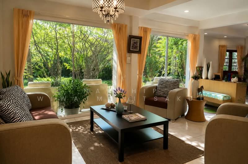 Sammakorn Ramkamhang 112, Bangkok, Saphan Sung, Saphan Sung, Bangkok, 4 Bedrooms, 245 sqm, Villa For Sale, by Namthip Wiwatmanitsakul, 500388286 - DDproperty.com