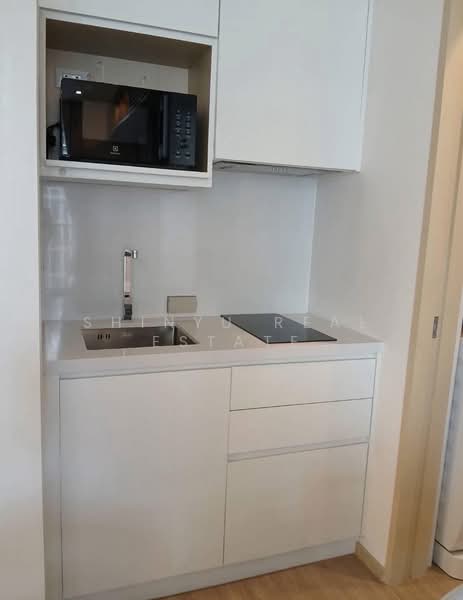 Noble State 39, Bangkok, 35 Soi Sukhumvit 39, Khlong Tan Nua, Watthana, Bangkok, 1 Bedroom, 42 sqm, Condo For Rent, by Shinyu Real Estate, 500388331 - DDproperty.com