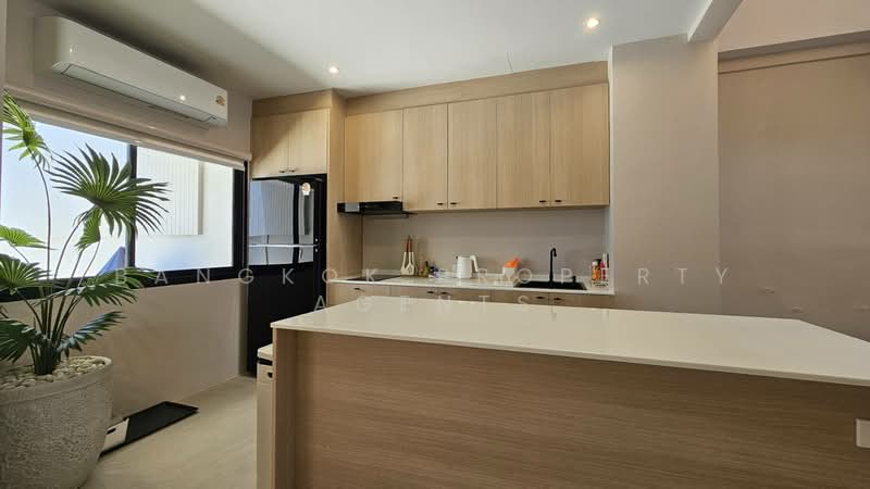 Townhouse near Banjakiti Park, กรุงเทพ, คลองเตย, กรุงเทพ, 150 ตร.ม., ทาวน์เฮ้าส์ ให้เช่า, โดย BANGKOK PROPERTY AGENTS, 500388396 - DDproperty.com