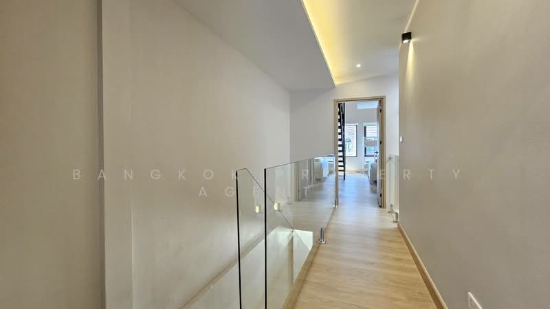 Townhouse near Banjakiti Park, Bangkok, Khlong Toei, Khlong Toei, Bangkok, 2 Bedrooms, 150 sqm, Townhouse For Rent, by BANGKOK PROPERTY AGENTS, 500388396 - DDproperty.com