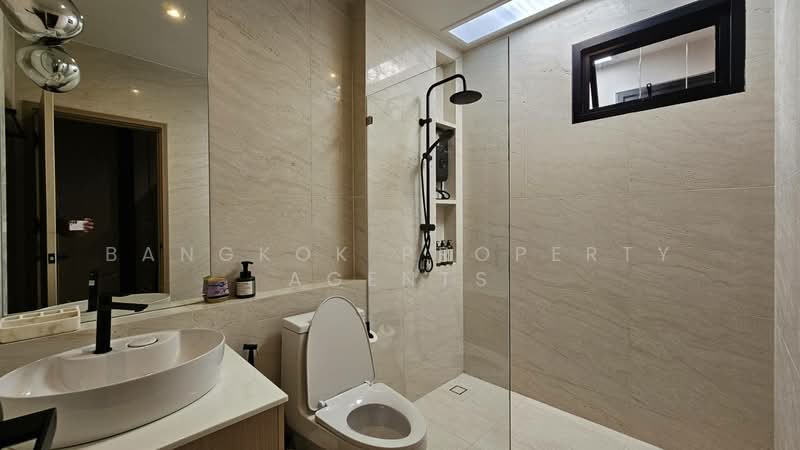 Townhouse near Banjakiti Park, Bangkok, Khlong Toei, Khlong Toei, Bangkok, 2 Bedrooms, 150 sqm, Townhouse For Rent, by BANGKOK PROPERTY AGENTS, 500388396 - DDproperty.com