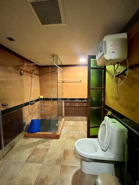 State Tower, Bangkok, 1055 Silom Road, Silom, Bang Rak, Bangkok, 1 Bedroom, 83 sqm, Condo For Rent, by Boonraksa Sopak, 500388402 - DDproperty.com