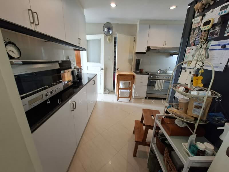 President Park Sukhumvit 24, Bangkok, 99 Sukhumvit 24 Alley, Khlongtoei Nua, Watthana, Bangkok, 3 Bedrooms, 224 sqm, Condo For Sale, by Pemika Aukkaraleekul, 500388407 - DDproperty.com