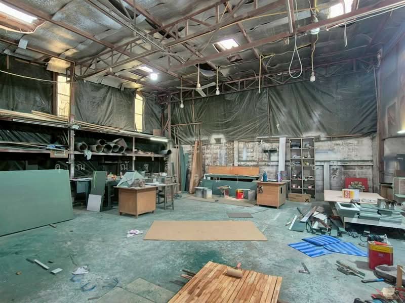 โกดัง 46 ตร.ว. โกดัง ใกล้ซอยบางกรวย-ไทรน้อย13 บางกรวย นนทบุรี, นนทบุรี, ถนนบางกรวย-ไทรน้อย, บางกรวย, บางกรวย, นนทบุรี, 200 ตร.ม., โกดัง-โรงงาน ขาย, โดย คุณ ณัฐสิน ตรีเพ็ชร (คิริน), 500388426 - DDproperty.com