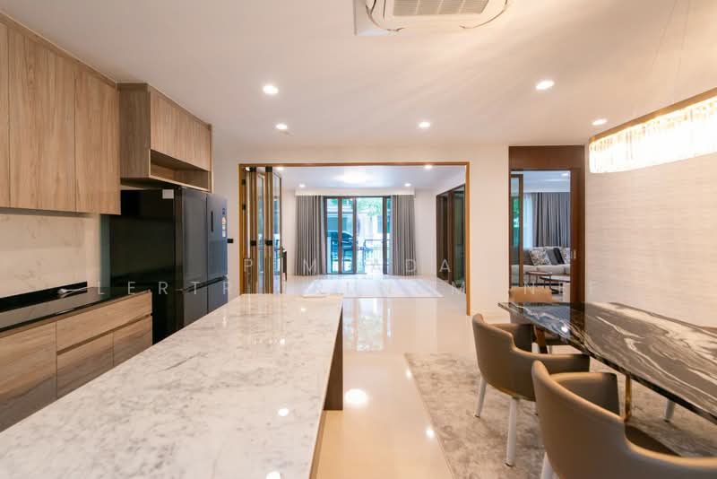 Burasiri Krungthep Kreetha, Bangkok, 95 Soi Pracha Ruam Chai, Hua Mak, Bang Kapi, Bangkok, 4 Bedrooms, 330 sqm, Single Detached House For Sale, by Pimlada Lertritrungmanee, 500388429 - DDproperty.com