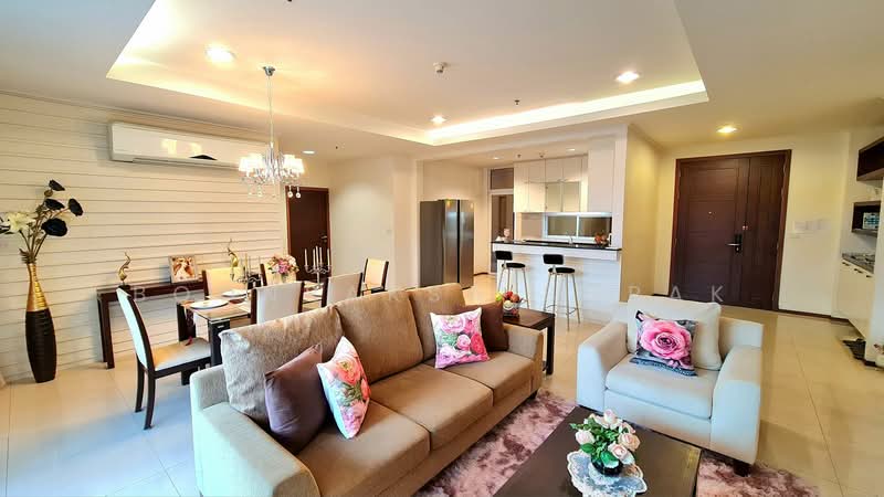 Piyathip Place, Bangkok, 24 Soi Prommitr, Khlong Tan Nua, Watthana, Bangkok, 3 Bedrooms, 289 sqm, Apartment For Rent, by Boonraksa Sopak, 500388453 - DDproperty.com