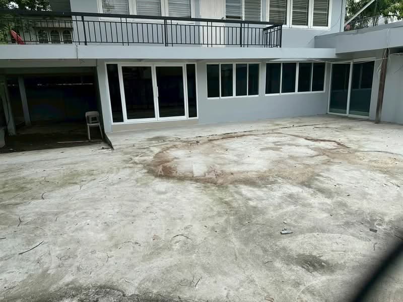3-BR House, Bangkok, Phra Kanong Nua, Watthana, Bangkok, 3 Bedrooms, 150 sqm, Single Detached House For Rent, by Boonraksa Sopak, 500388477 - DDproperty.com