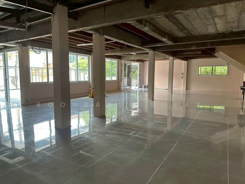 บ้าน 3-ห้องนอน, กรุงเทพ, พระโขนงเหนือ, วัฒนา, กรุงเทพ, 150 ตร.ม., บ้านเดี่ยว ให้เช่า, โดย Boonraksa Sopak, 500388477 - DDproperty.com