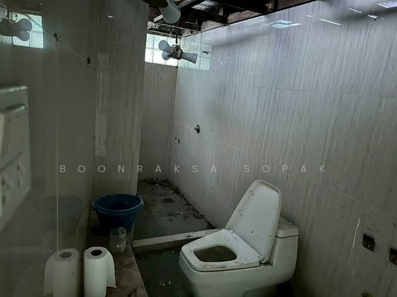 3-BR House, Bangkok, Phra Kanong Nua, Watthana, Bangkok, 3 Bedrooms, 150 sqm, Single Detached House For Rent, by Boonraksa Sopak, 500388477 - DDproperty.com