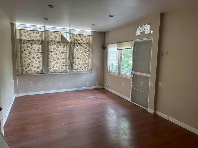 3-BR House, Bangkok, Phra Kanong Nua, Watthana, Bangkok, 3 Bedrooms, 150 sqm, Single Detached House For Rent, by Boonraksa Sopak, 500388477 - DDproperty.com