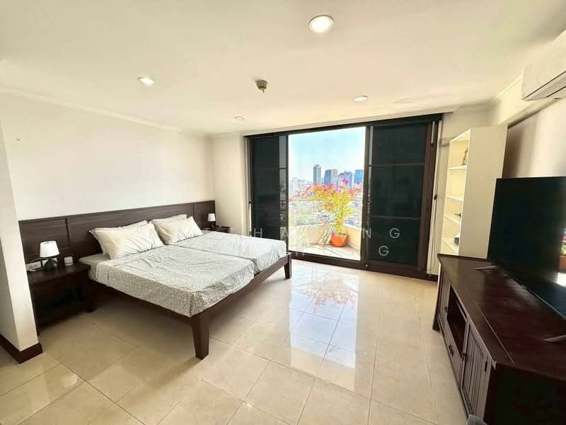 Supalai Place Sukhumvit 39, Bangkok, 175-179 Soi Sukhumvit 39 Sukhumvit Road, Khlong Tan Nua, Watthana, Bangkok, 3 Bedrooms, 491 sqm, Condo For Rent, by Natthapong Laomahong, 500388484 - DDproperty.com