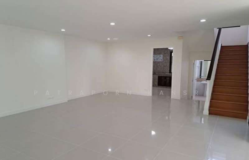 บ้าน 5-ห้องนอน, กรุงเทพ, ดอกไม้, ประเวศ, กรุงเทพ, 300 ตร.ม., บ้านเดี่ยว ให้เช่า, โดย Patraporn Kansri, 500388534 - DDproperty.com