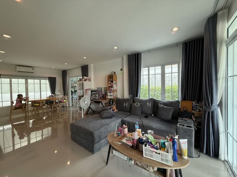 undefined, Bangkok, Praborommaharatchawang, Phra Nakhon, Bangkok, 3 Bedrooms, 204 sqm, Single Detached House For Sale, by Natthapong Laomahong, 500388547 - DDproperty.com