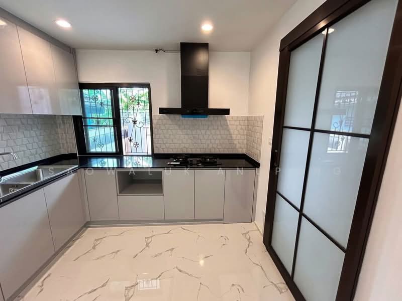 บ้านเดี่ยว 2 ชั้น ซอยเทพารักษ์ 70 เพชรวิฑูรย์, สมุทรปราการ, เทพารักษ์, เมืองสมุทรปราการ, สมุทรปราการ, 150 ตร.ม., บ้านเดี่ยว ขาย, โดย Saowaluk Anupong, 500388551 - DDproperty.com