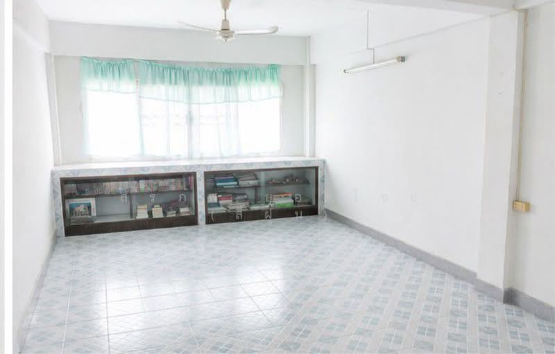 ขายอาคารพาณิชย์ 3 ชั้นครึ่ง อยู่ในตลาดใหม่ศาลายา เนื้อที่ 18 ตารางวา, Nakhon Pathom, Salaya, Phuttha Mon Thon, Nakhon Pathom, , 100 sqm, Shophouse For Sale, by สรภพ ยอดไชย (สีฝุ่น), 500388557 - DDproperty.com