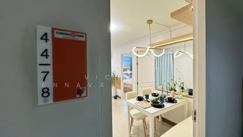 Chateau In Town Phaholyothin 11, Bangkok, Phaholyothin, Samsen Nai, Phaya Thai, Bangkok, 2 Bedrooms, 44 sqm, Condo For Rent, by Vichai Annavakulthorn, 500388580 - DDproperty.com