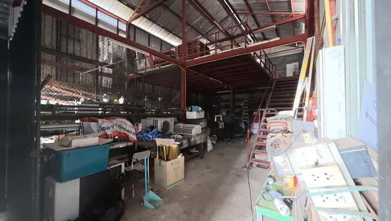 ที่ดินพร้อมอาคารสำนักงาน ถ.เทพารักษ์ ซ.เทพารักษ์ 18 ต.เทพารักษ์ อ.เมืองสมุทรปราการ จ.สมุทรปราการ, Samut Prakan, เทพารักษ์, Thepharak, Muang Samut Prakarn, Samut Prakan, , 480 sqm, Business For Sale, by คุณประสงค์ เหมือนบิดา (โบ้), 500388588 - DDproperty.com