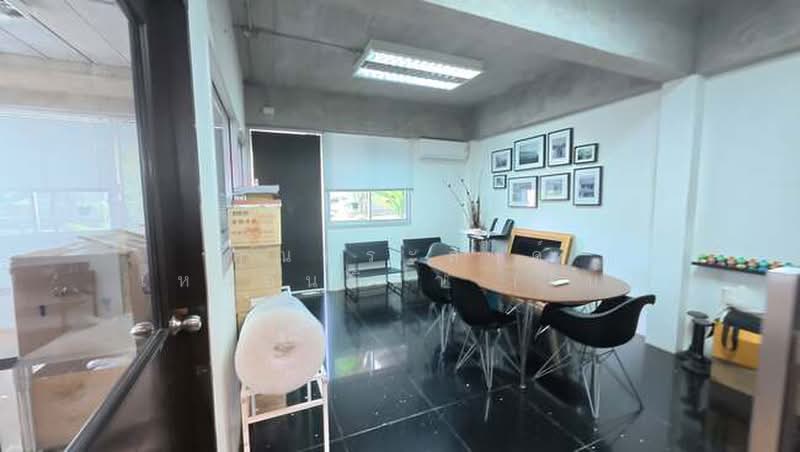 ที่ดินพร้อมอาคารสำนักงาน ถ.เทพารักษ์ ซ.เทพารักษ์ 18 ต.เทพารักษ์ อ.เมืองสมุทรปราการ จ.สมุทรปราการ, Samut Prakan, เทพารักษ์, Thepharak, Muang Samut Prakarn, Samut Prakan, , 480 sqm, Business For Sale, by คุณประสงค์ เหมือนบิดา (โบ้), 500388588 - DDproperty.com