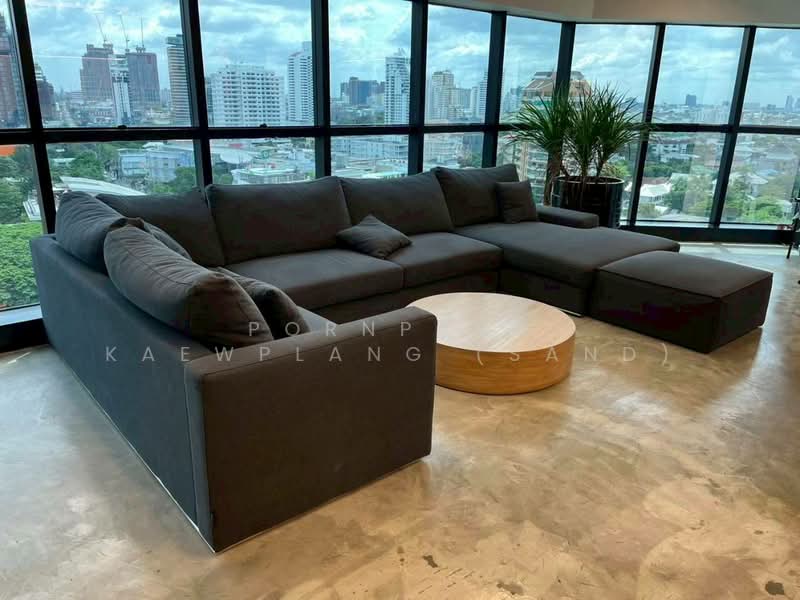สำนักงานให้เช่าย่านเอกมัย 220 ตรม. ตกแต่งสวยเฟอร์ฯ แน่น ใกล้รถไฟฟ้า BTS เอกมัย, กรุงเทพ, คลองตันเหนือ, วัฒนา, กรุงเทพ, 220 ตร.ม., สำนักงาน ให้เช่า, โดย Pornpann Kaewplang (Sand), 500388619 - DDproperty.com