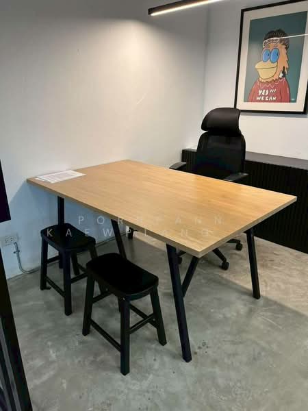 Fully Furnished 220 sqm Ekkamai Office for Rent | Beautifully Fitted | Near Ekkamai BTS, Bangkok, Khlong Tan Nua, Watthana, Bangkok, , 220 sqm, Office Space For Rent, by Pornpann Kaewplang (Sand), 500388619 - DDproperty.com