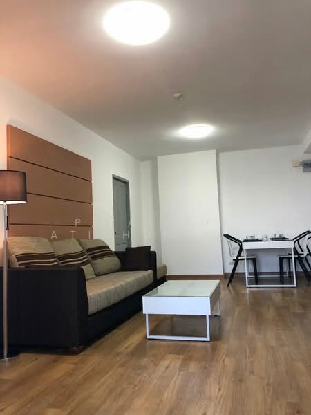Supalai Park Ekkamai-Thonglor, Bangkok, Petchaburi Road, Bang Kapi, Huai Khwang, Bangkok, 2 Bedrooms, 70 sqm, Condo For Rent, by Piyathida Atikhomvitaya, 500388622 - DDproperty.com