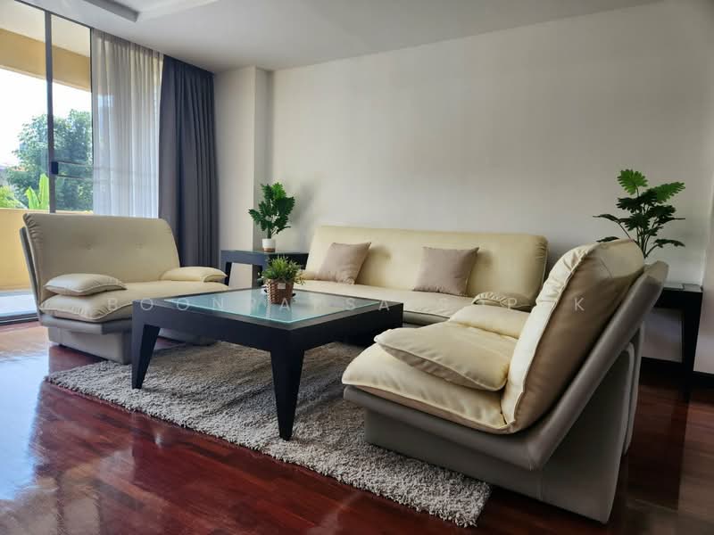 Charktip Court, Bangkok, 62 Soi Sukhumvit 51, Khlongtoei Nua, Watthana, Bangkok, 3 Bedrooms, 200 sqm, Apartment For Rent, by Boonraksa Sopak, 500388640 - DDproperty.com
