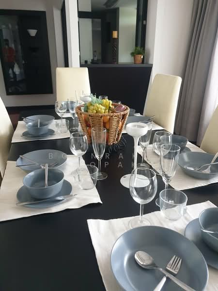 Charktip Court, Bangkok, 62 Soi Sukhumvit 51, Khlongtoei Nua, Watthana, Bangkok, 3 Bedrooms, 200 sqm, Apartment For Rent, by Boonraksa Sopak, 500388640 - DDproperty.com