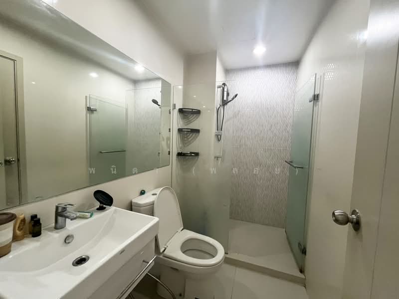 Life Pinklao, Bangkok, Boromarajonani Road, Bang Bamru, Bang Phlat, Bangkok, 2 Bedrooms, 55 sqm, Condo For Sale, by พนิดา (พลอย), 500388646 - DDproperty.com