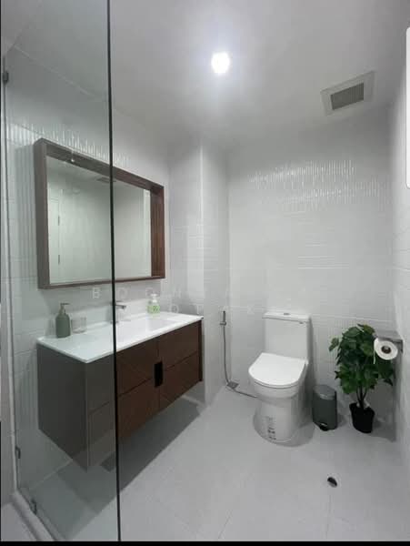 Life @ Sathorn 10, Bangkok, 48 Soi Sathorn 10, Sathorn Road, Silom, Bang Rak, Bangkok, 1 Bedroom, 40 sqm, Condo For Rent, by Boonraksa Sopak, 500388672 - DDproperty.com