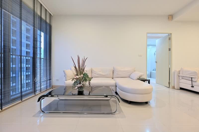 Noble Solo, Bangkok, 988 Thong Lo, Khlong Tan Nua, Watthana, Bangkok, 2 Bedrooms, 100 sqm, Condo For Rent, by Vichai Annavakulthorn, 500388693 - DDproperty.com