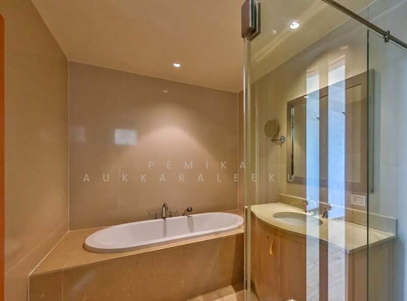 The Empire Place, Bangkok, 88 Narathiwatratchanakharin Road, Thung Maha Mek, Sathon, Bangkok, 2 Bedrooms, 99 sqm, Condo For Sale, by Pemika Aukkaraleekul, 500388705 - DDproperty.com
