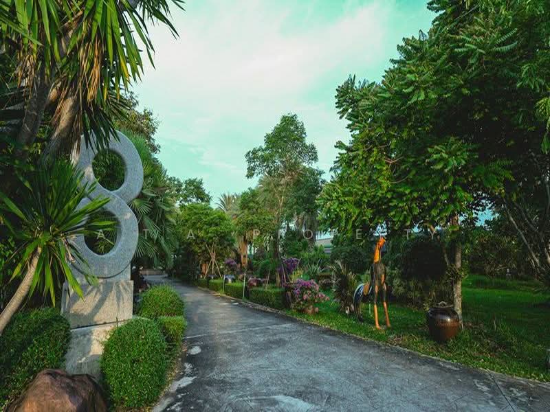 คฤหาสน์หรูสไตล์รีสอร์ท ศรีราชา-หนองขาม, Chon Buri (Pattaya), Nong - Kham, Si Racha, Chon Buri (Pattaya), 6 Bedrooms, 1,000 sqm, Villa For Sale, by A.T.A. Property, 500388710 - DDproperty.com
