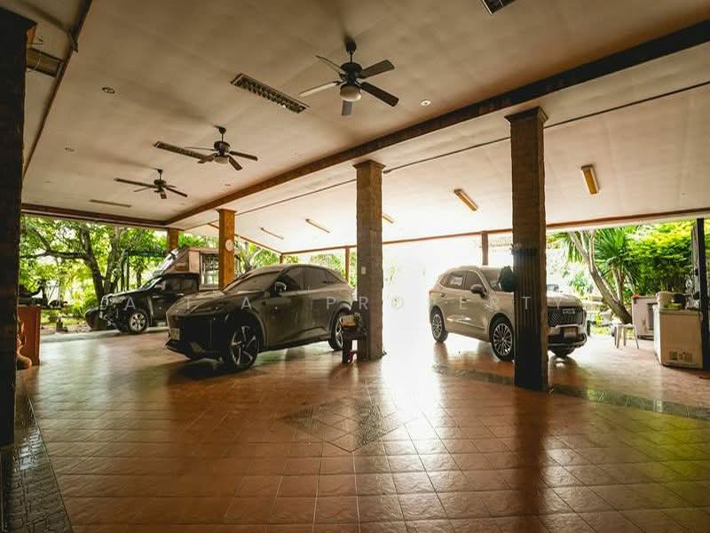 คฤหาสน์หรูสไตล์รีสอร์ท ศรีราชา-หนองขาม, Chon Buri (Pattaya), Nong - Kham, Si Racha, Chon Buri (Pattaya), 6 Bedrooms, 1,000 sqm, Villa For Sale, by A.T.A. Property, 500388710 - DDproperty.com