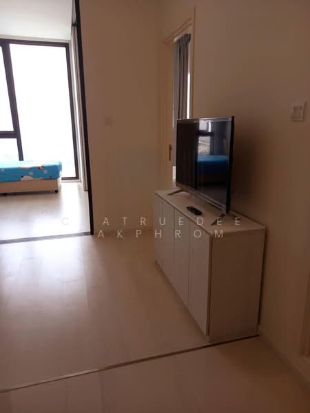 Mazarine Ratchayothin, Bangkok, Soi Phahonyothin 30, Phahonyothin Road, Chan Kasem, Chatuchak, Bangkok, 1 Bedroom, 43 sqm, Condo For Rent, by Chatruedee Sakphrom, 500388785 - DDproperty.com