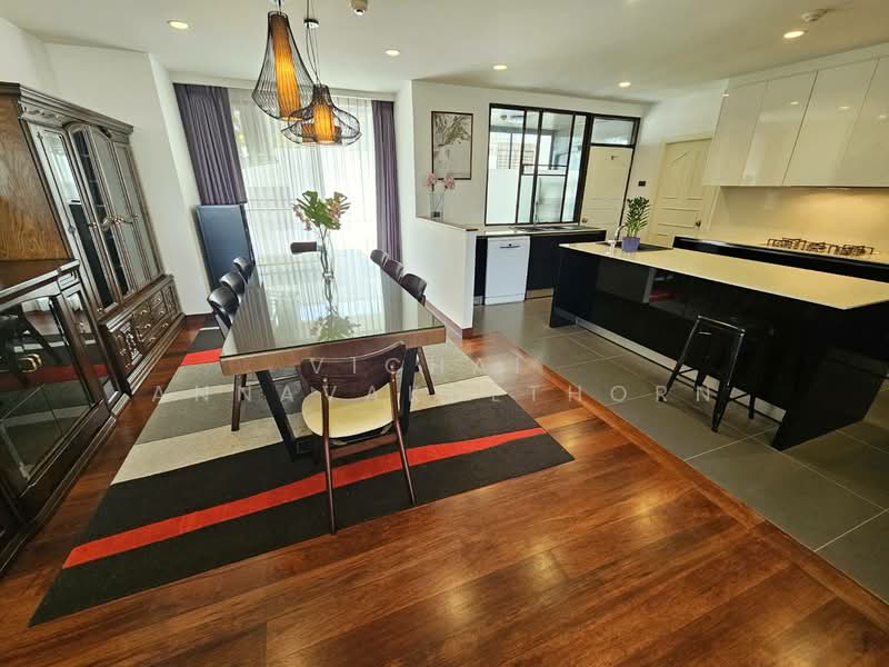 Prime Mansion One, Bangkok, Soi Sukhumvit 31, Khlongtoei Nua, Watthana, Bangkok, 3 Bedrooms, 250 sqm, Condo For Rent, by Vichai  Annavakulthorn, 500388798 - DDproperty.com