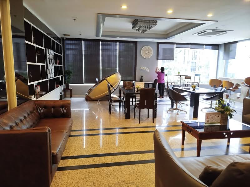 Witthayu Complex, Bangkok, 1673 New Petchaburi Road, Makkasan, Ratchathewi, Bangkok, 2 Bedrooms, 81 sqm, Condo For Rent, by Namthip Wiwatmanitsakul, 500388822 - DDproperty.com